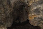 Jaskinia w Sułoszowej
